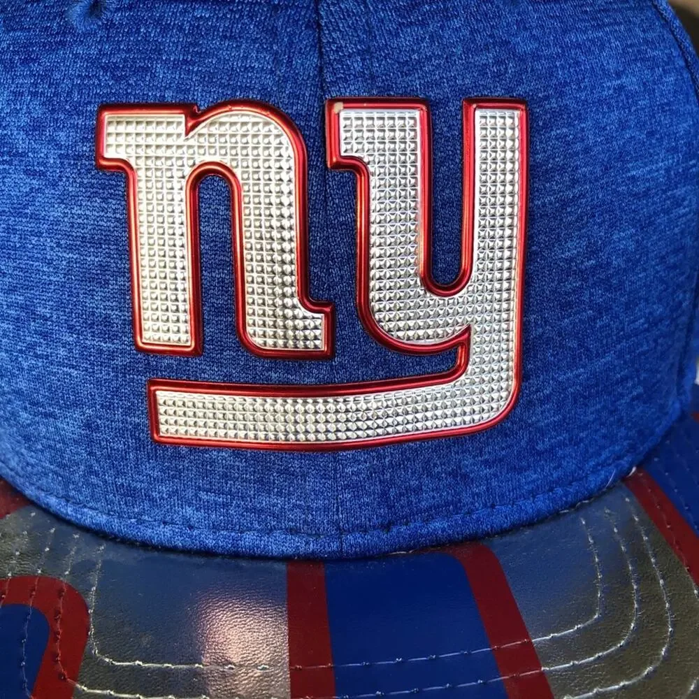 New York Giants Snapback Hat New Era Youth Limited Edition NY NFL Metallic READ